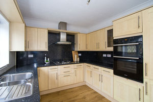 Photo 19- click for photo gallery